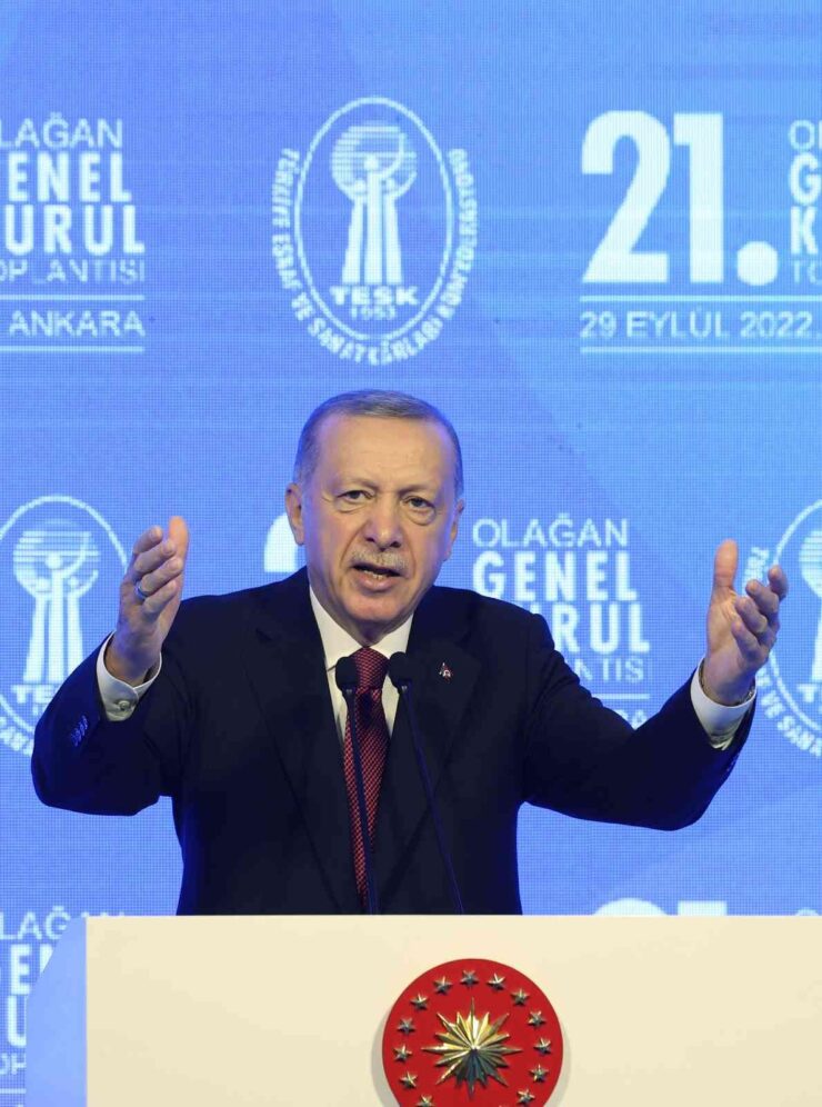Cumhurbaşkanı Erdoğan: ”En büyük savaşım faizle”