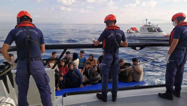 İzmir açıklarında 59 düzensiz göçmen kurtarıldı, 39 göçmen yakalandı