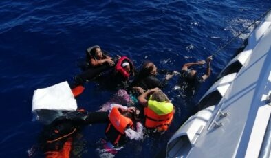 Yunanistan’ın acımasızlığı! 6 göçmenin cansız bedenine ulaşıldı
