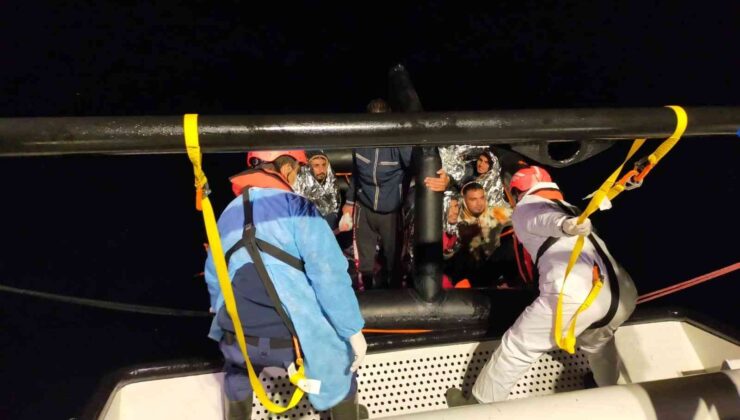 İzmir açıklarında 38 göçmen kurtarıldı