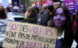 Paris’te kadın cinayetleri protestosu