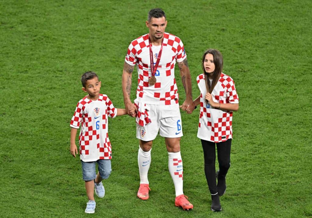 hirvat stoper dejan lovren milli takimi biraktigini acikladi 9677a59