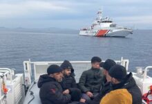 izmirde 54 gocmen kurtarildi a87cfca
