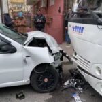 otomobilin isci servisiyle kafa kafaya carpistigi feci kaza kamerada 1 olu 3 yarali 0de1de8